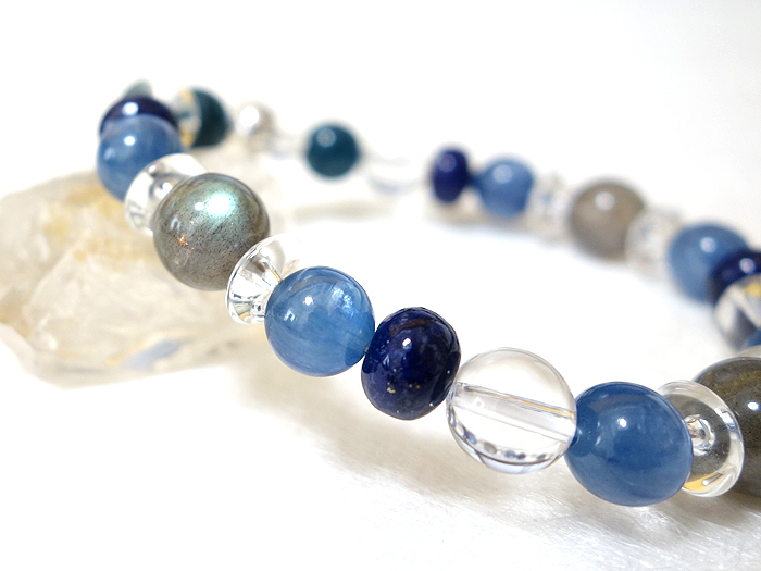 ラブラドライト・カイヤナイト・ラピスラズリ・アパタイトを使った