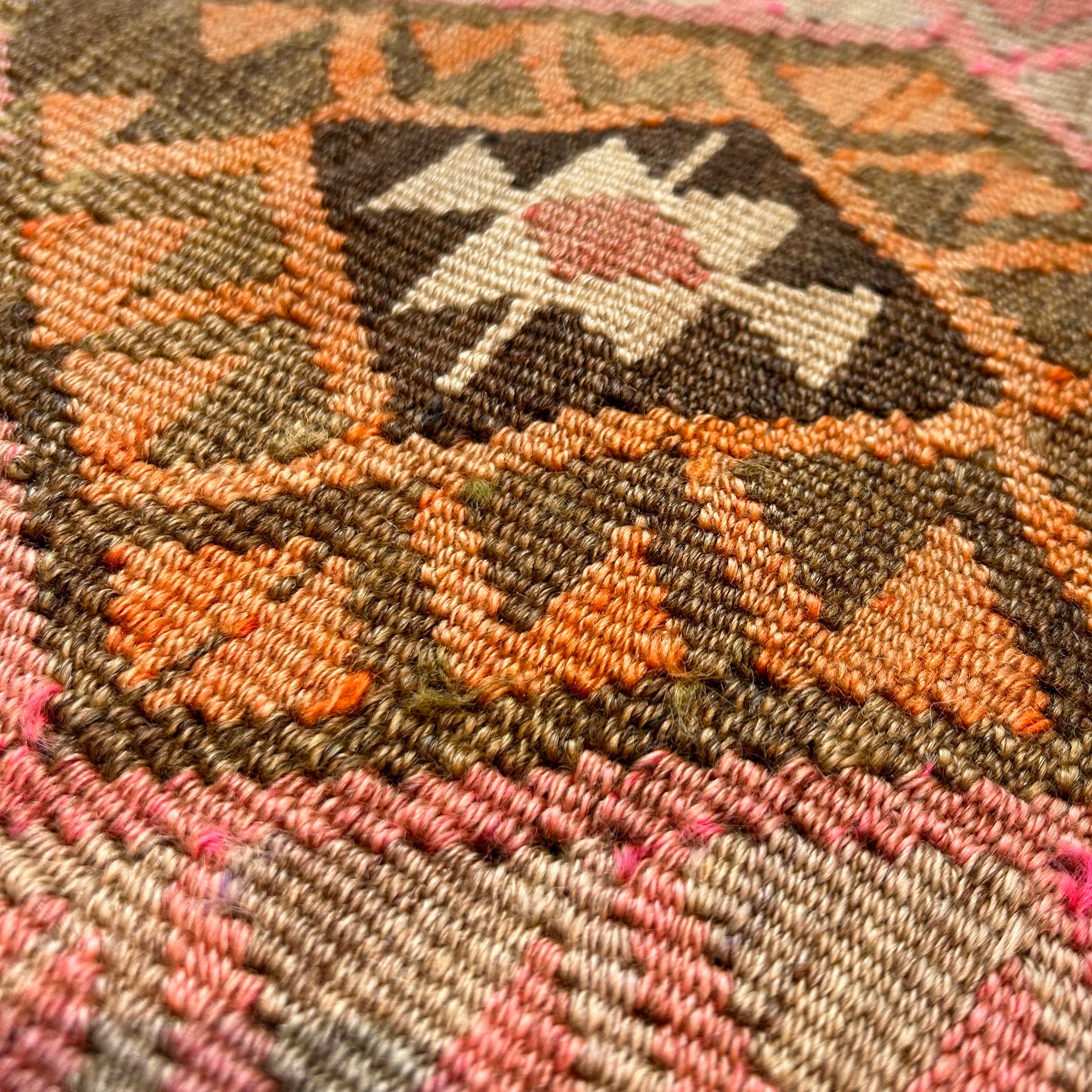 オールドキリム キリムクッションカバー 40×40㎝ (C-15274) – キリム屋