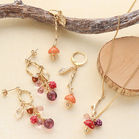 チャーム どんぐり ブラウン/G – 貴和製作所オンラインストア