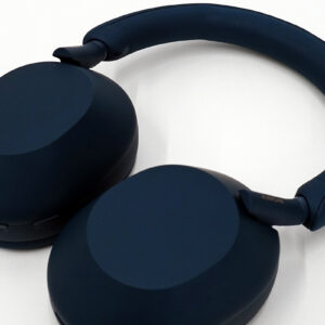 韓国で、SONY × ブルーアーカイブ WH-1000XM5 コレクションパッケージ