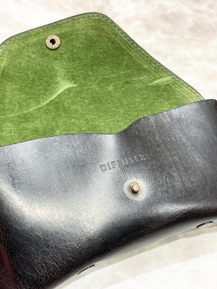 DIFFUSER】満足度の高い本革製メガネケース！｜髙橋メガネ｜ショップ