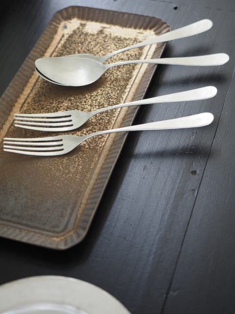 ラ・ロンダジル 「作家」でさがす 坂野友紀さん