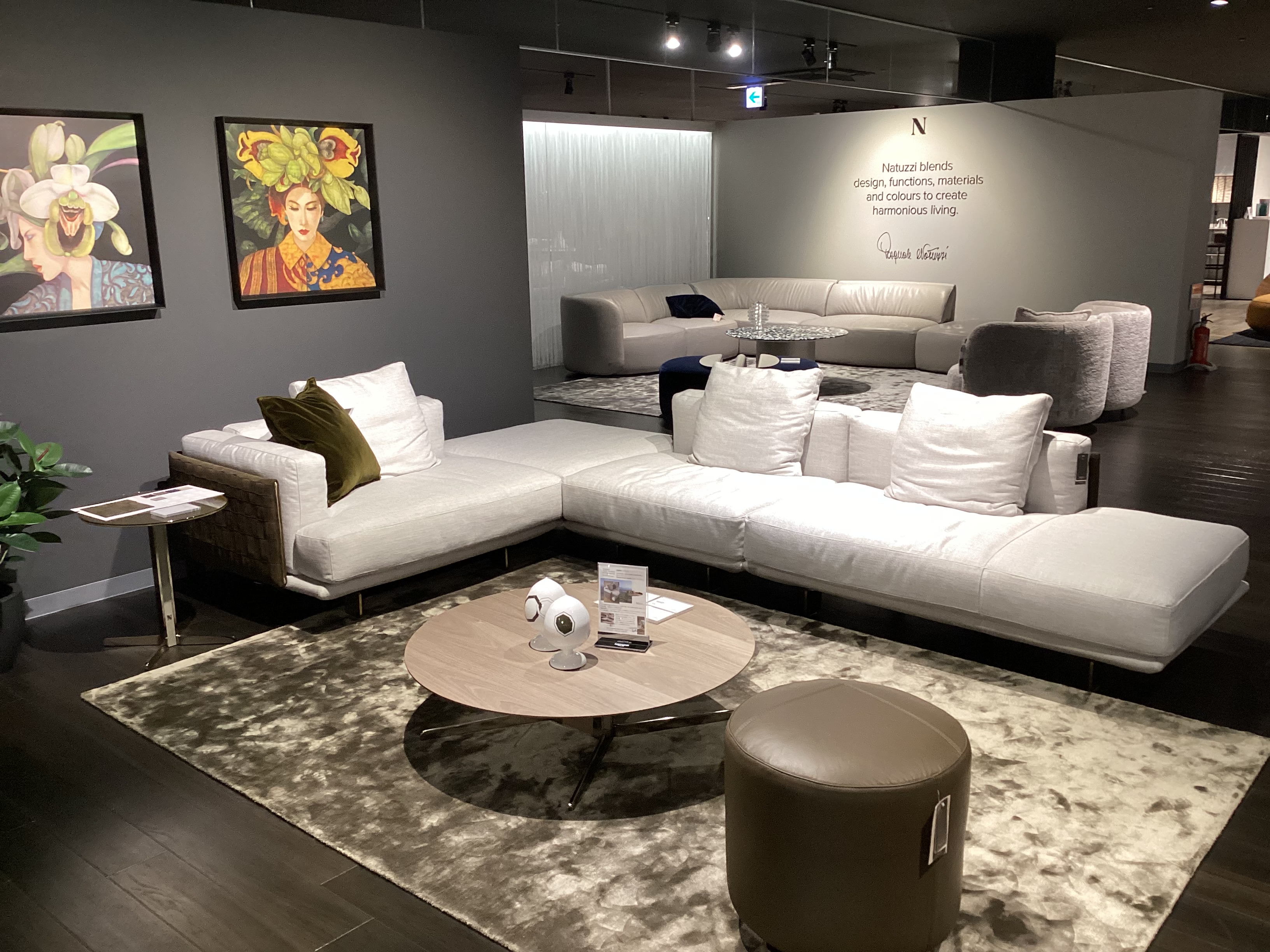 NATUZZI ITALIA（ナツッジイタリア）【CAMPUS（キャンパス