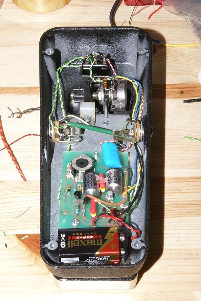 WAH PEDAL VOX V-847 MOD（ワウペダルの改造）