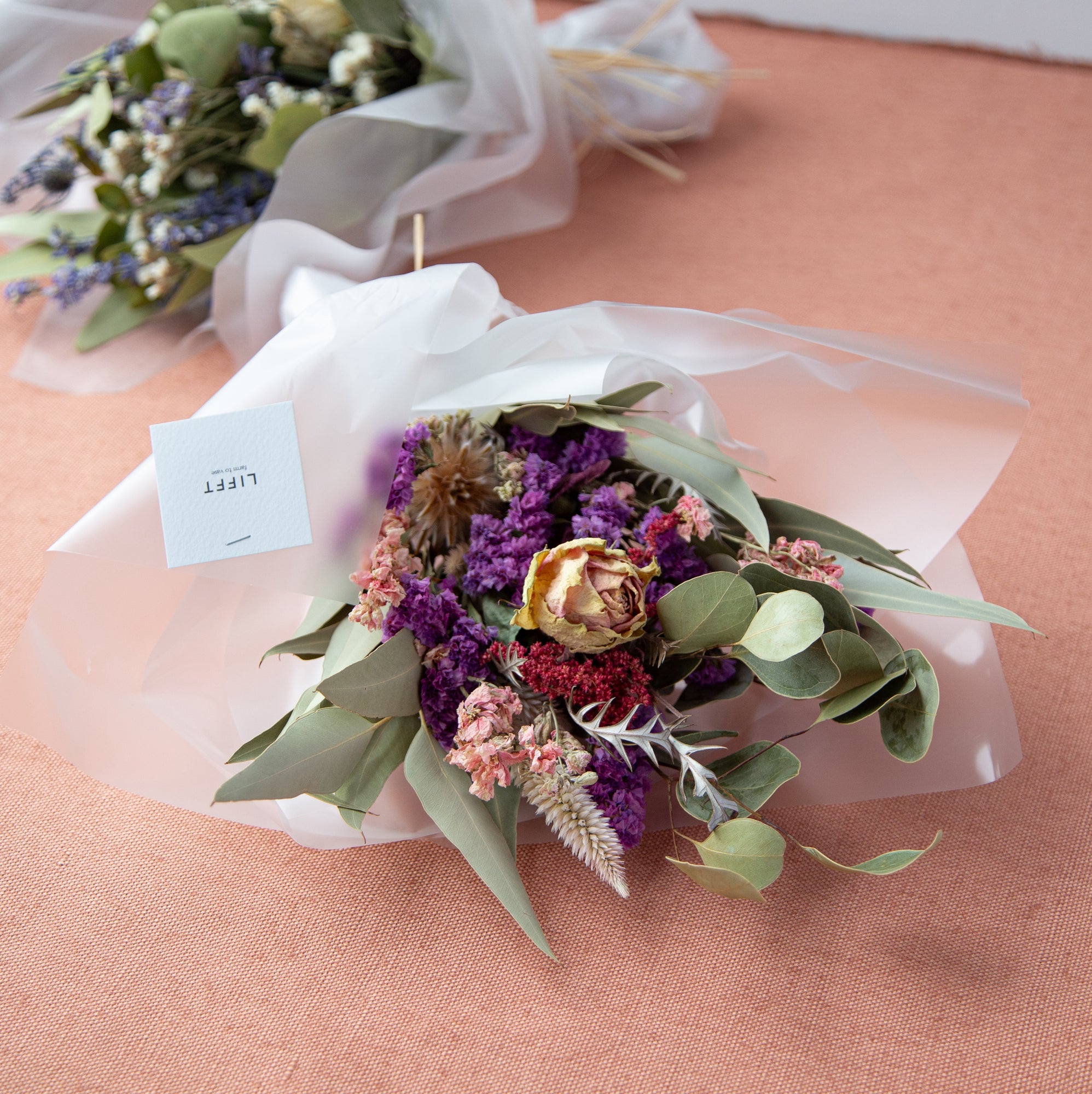 ドライフラワーの花束 Antique M – LIFFT