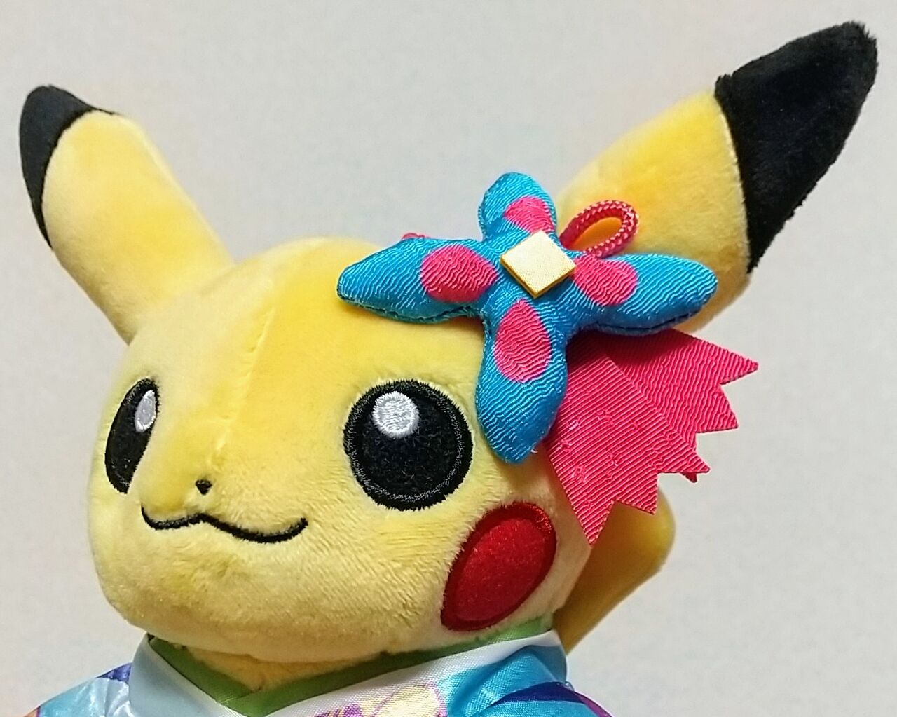 金沢のお土産にぴったり♪】ぬいぐるみ 加賀着物のピカチュウ ポケモン