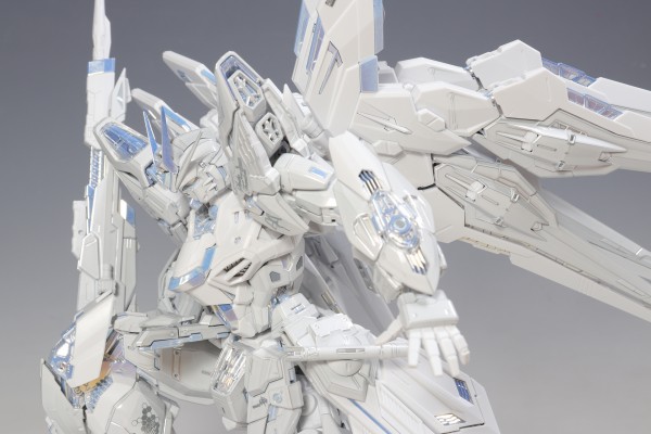 MGEX ストライクフリーダムガンダム ［TWILIGHT COATING