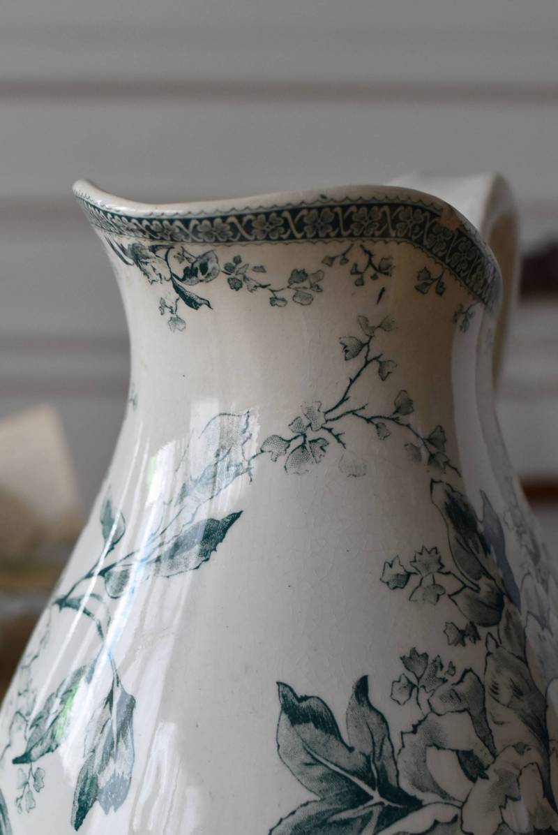 アンティークピシェ.GIEN フランスアンティーク雑貨 テールドフェール 陶器