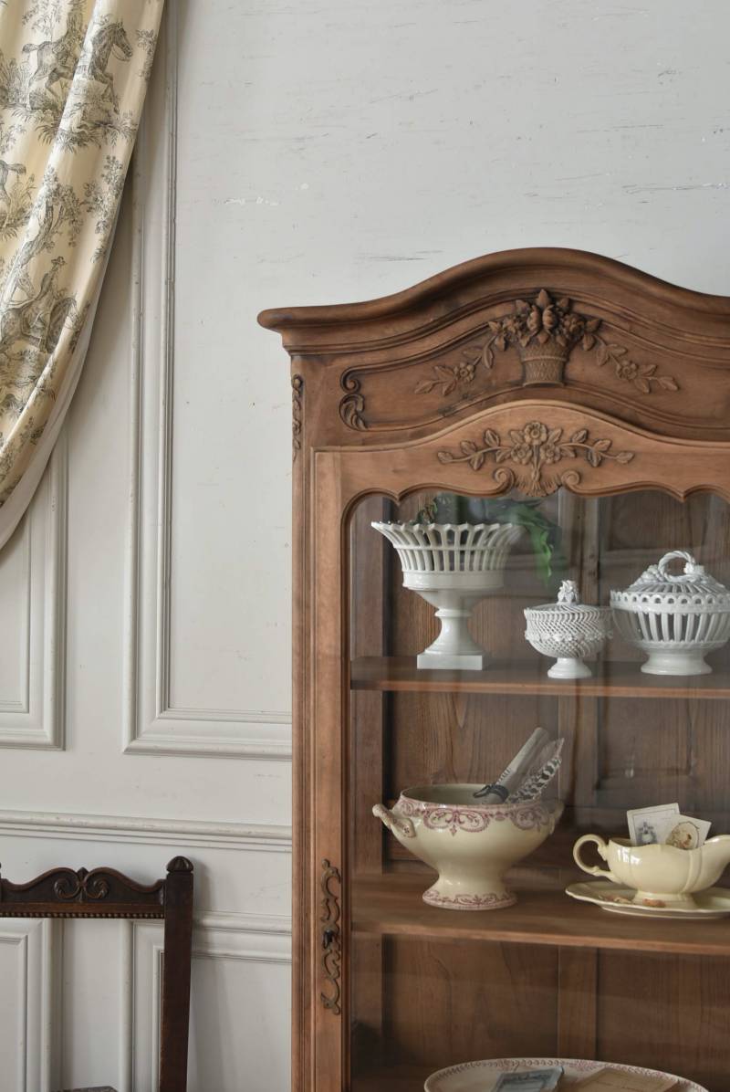 3面ガラスキャビネット.19 フランス アンティーク 飾り棚