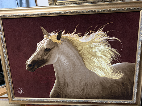 絵画・絨毯 | ペルシャ絨毯 タブリーズ アリナサブ工房 「白馬」 絵画