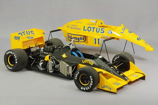 オートアート 1/18 ロータス 99T ホンダ F1 日本GP 1987 #11 中嶋悟