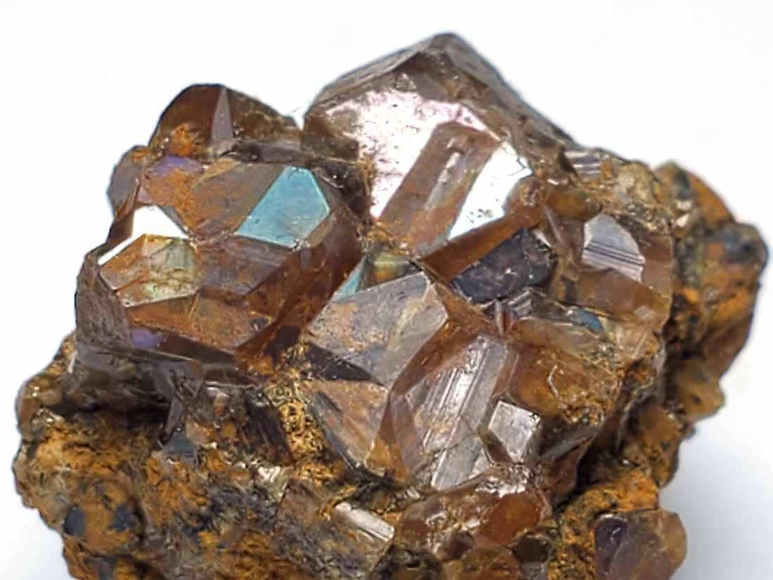 奈良県天川村産 レインボーガーネット