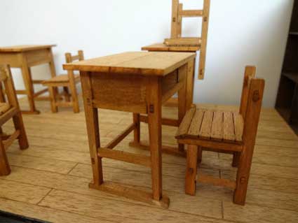 cobaanii工房 1/12スケール 昭和の学校 机と椅子キット022 | すべての
