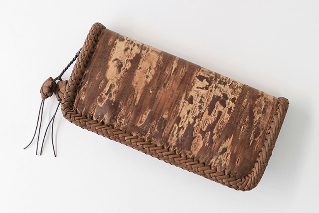 さくらの長財布(一枚皮使用/削ぎ仕上げ/内側本革)※ふちは国産やま