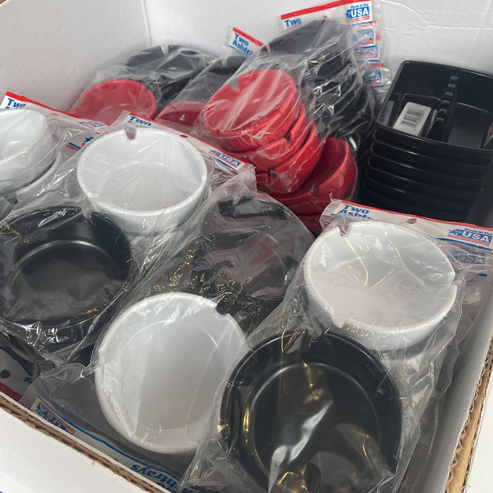 MADE IN USA】 アッシュトレイ 2個セット（灰皿）