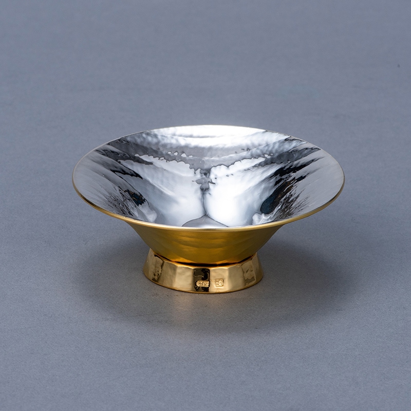 純銀 玉盃 ながれ（D） | 銀製品,酒器 | 森銀器製作所公式オンライン