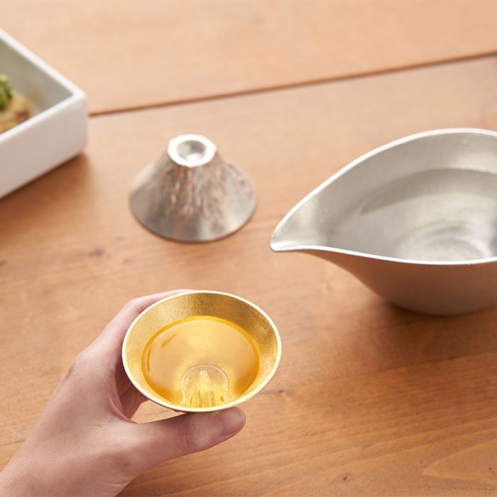 片口 - 大・富士山 FUJIYAMA 錫・金箔セット(桐箱入）｜錫製雑貨・酒器