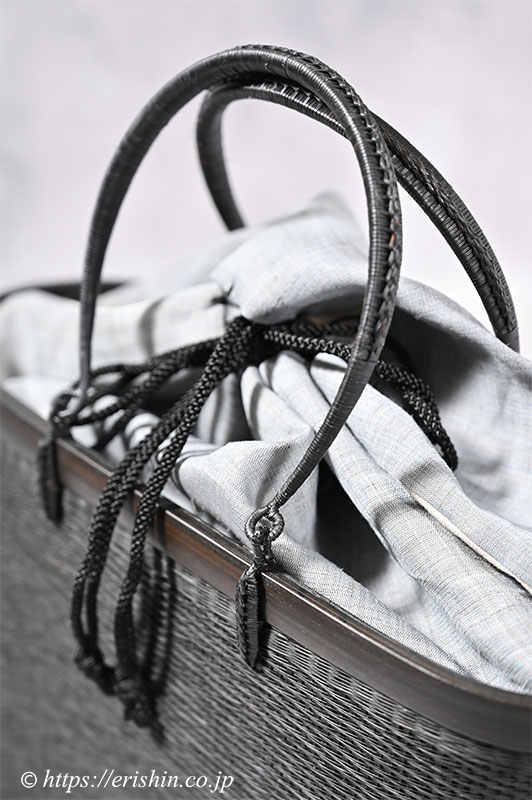 竹籠バッグ（薄墨色麻巾着付き/黒檀色・深型）和小物さくら（KOMKRIT