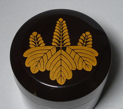 蒔絵博物館/作品展示室/山本春正