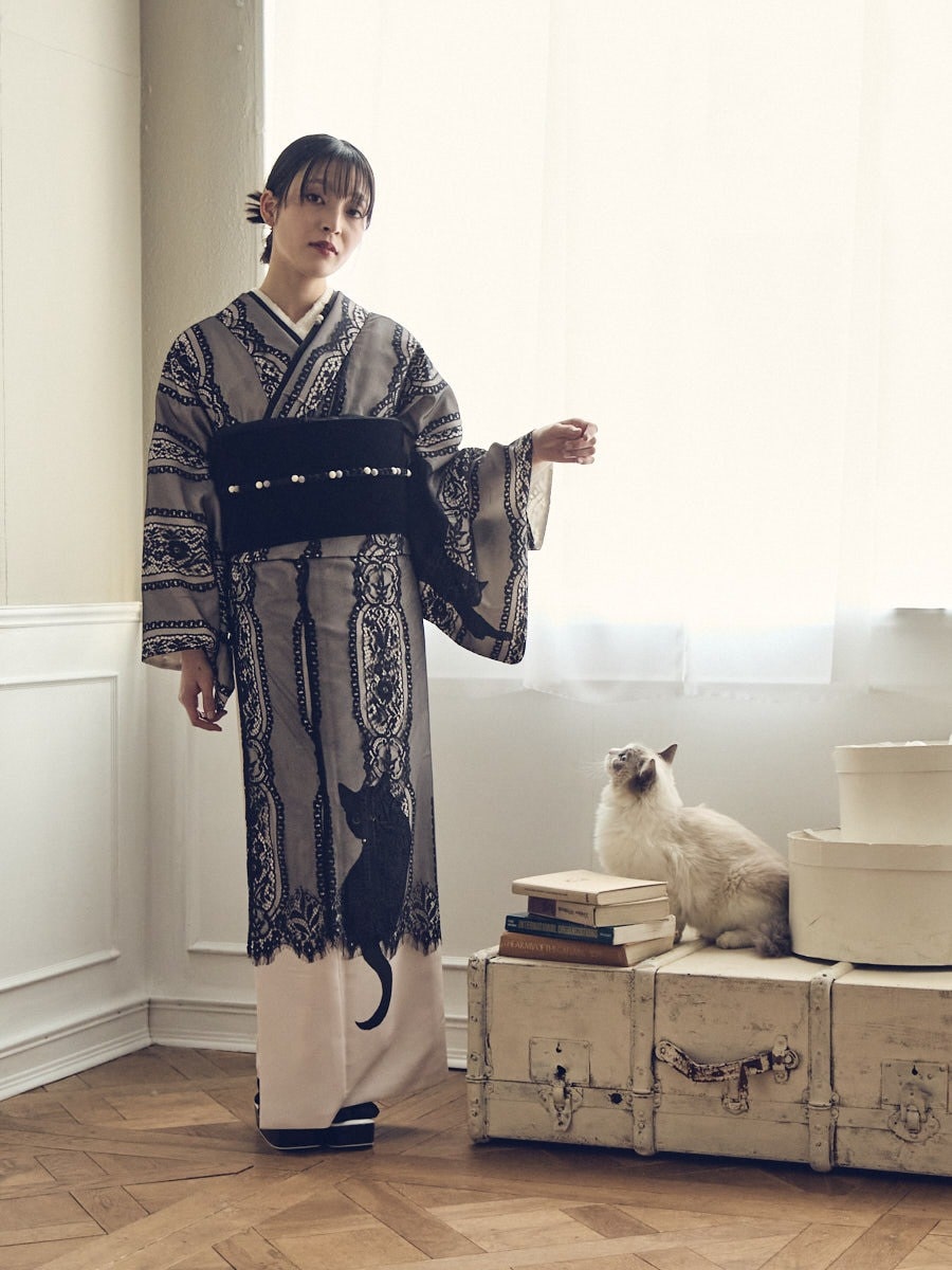 二重仕立て着物「まどろみ猫」(FREE ブラック): ふりふ ｜ミマツ