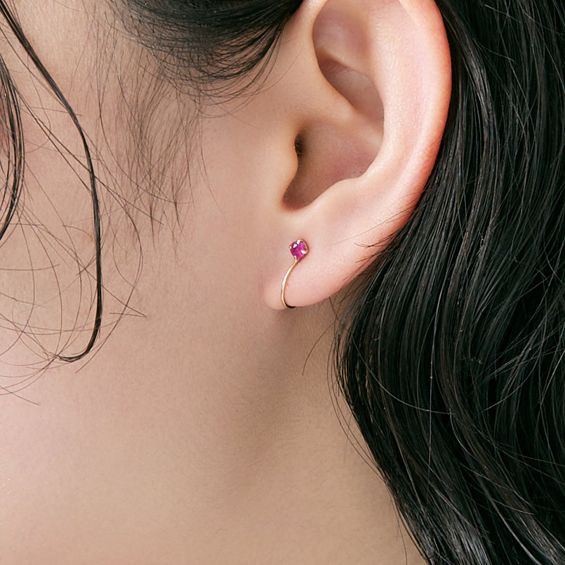 K10 誕生石 イヤリング（7月：ルビー）- me.（エムイードット）
