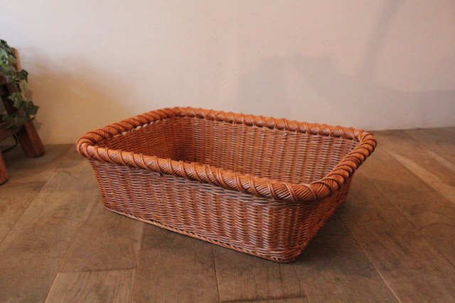 かご・バスケット・雑貨 - menui | 銭湯の脱衣かご【ラタン ランドリー