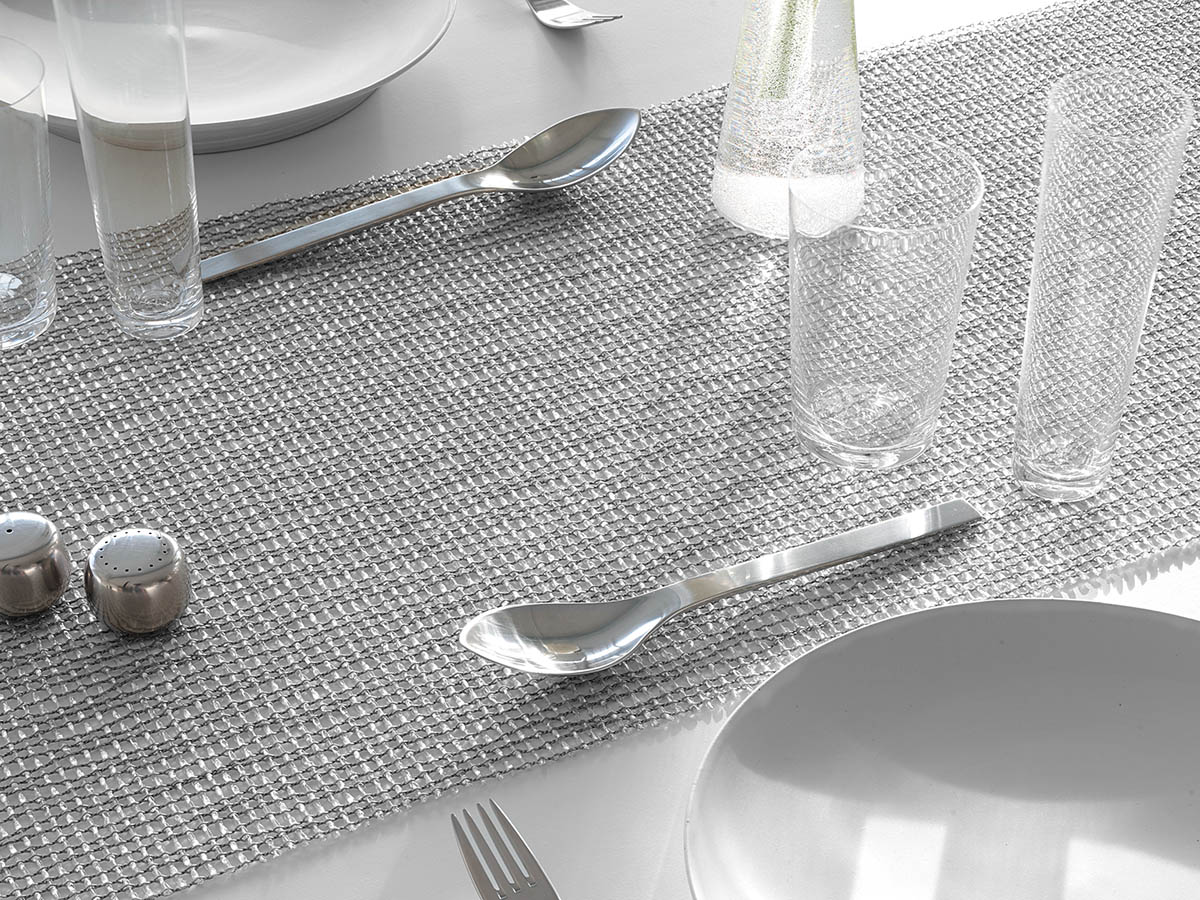 チルウィッチ ランチョンマット ラティス｜格子織りのシルバー