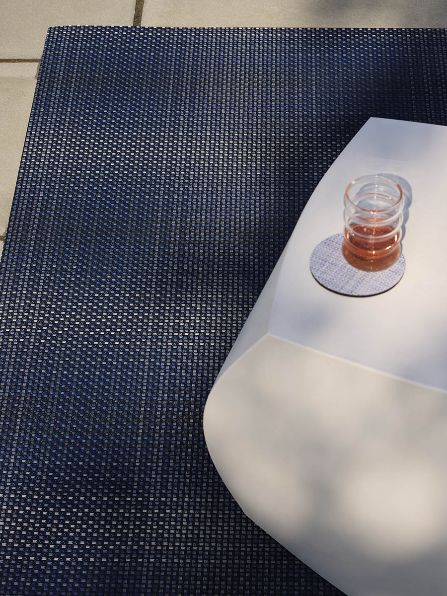 チルウィッチ ランチョンマット・パレード｜大柄な濃い青のチェック