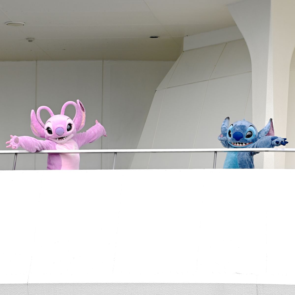 スティッチ&エンジェルが登場！東京ディズニーランド「スペース