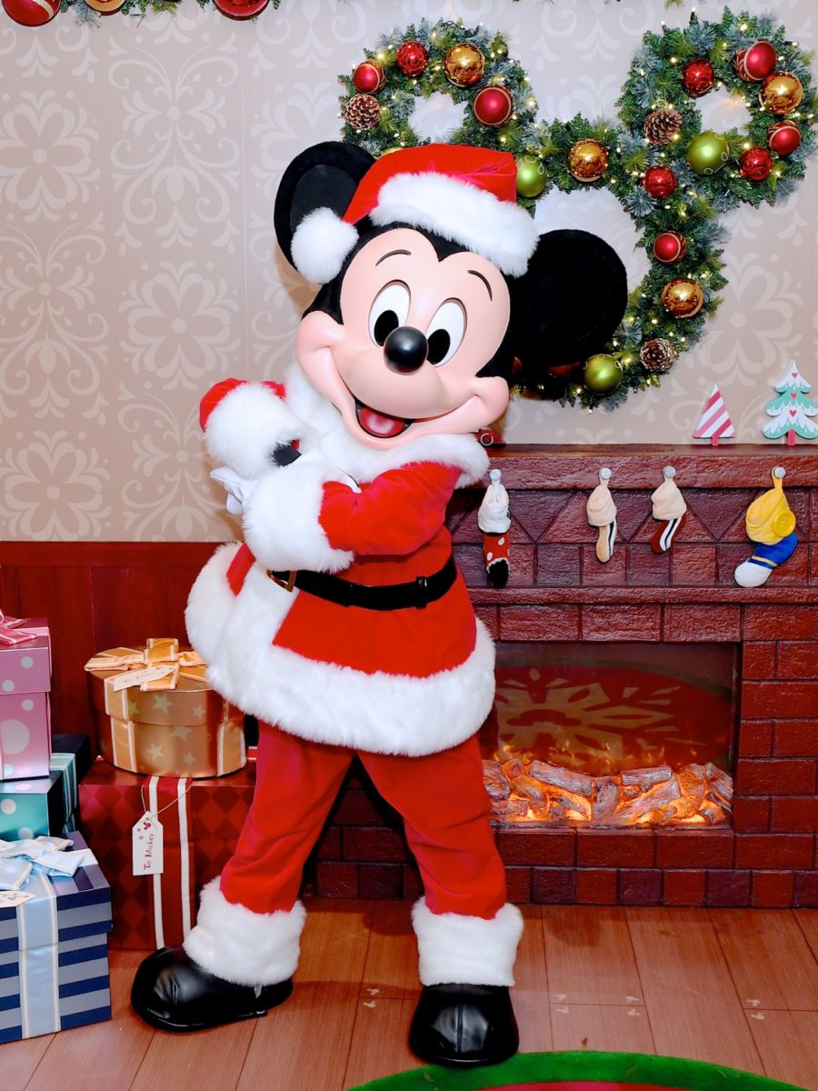 サンタミッキーに会える！香港ディズニーランド・リゾート“ディズニー