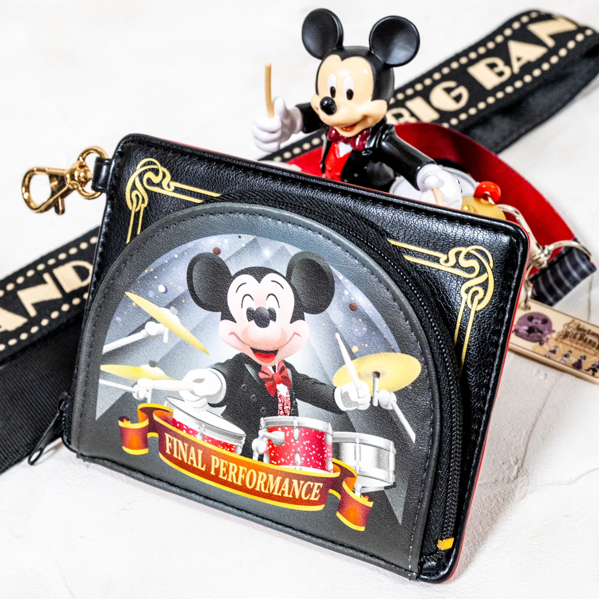 ウォルトディズニーワールド ミッキーマウス カメラストラップ