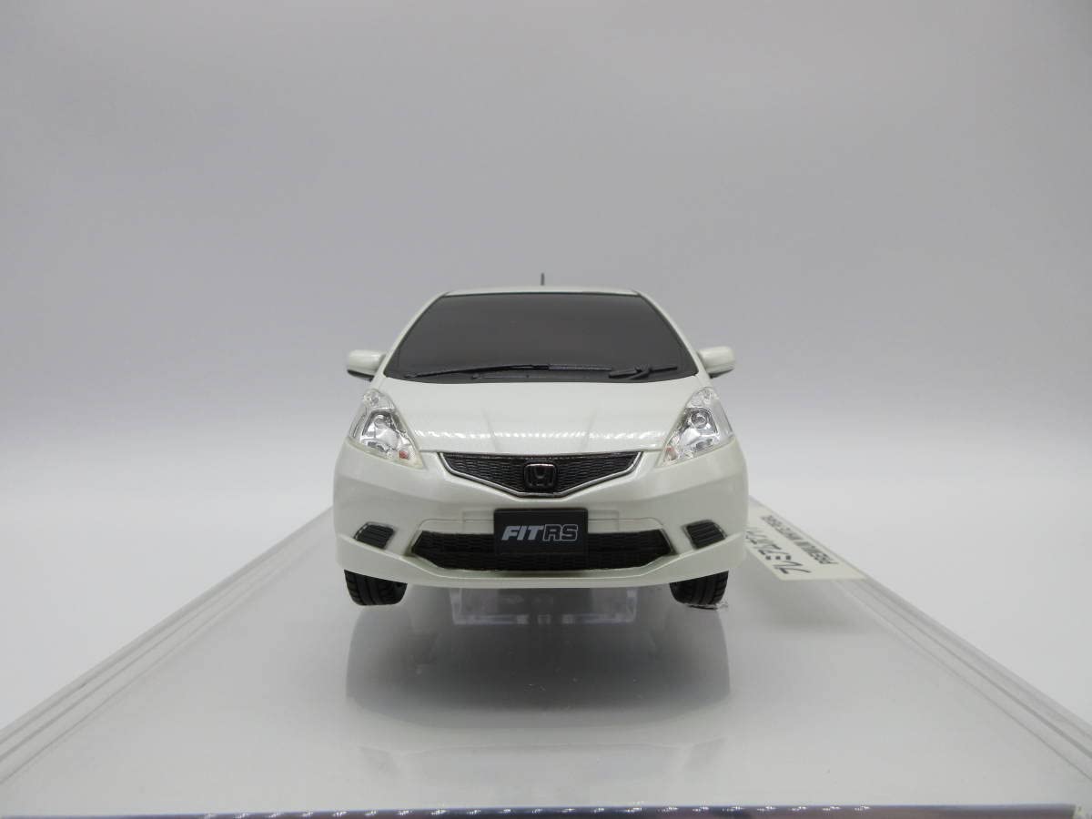 Amazon.co.jp: 1/24 ホンダ フィットRS プレミアムホワイト・パール