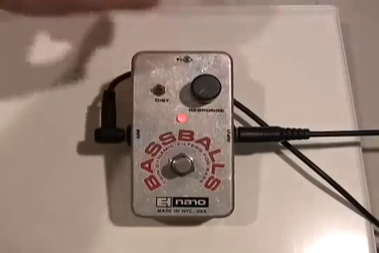 Amazon.com: Electro-Harmonix Bassballs Twin Dynamic Envelope