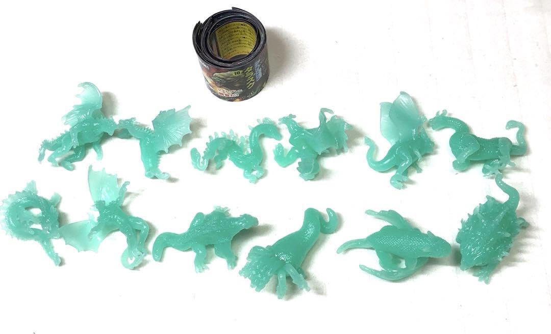 Amazon.co.jp: チョコエッグ ドラゴン最強王図鑑 フィギュア 蓄光全