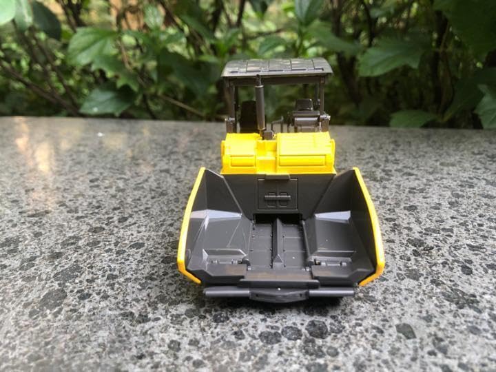 Amazon.co.jp: ミニカー 1/50 住友 HA60W アスファルトフィニッシャー