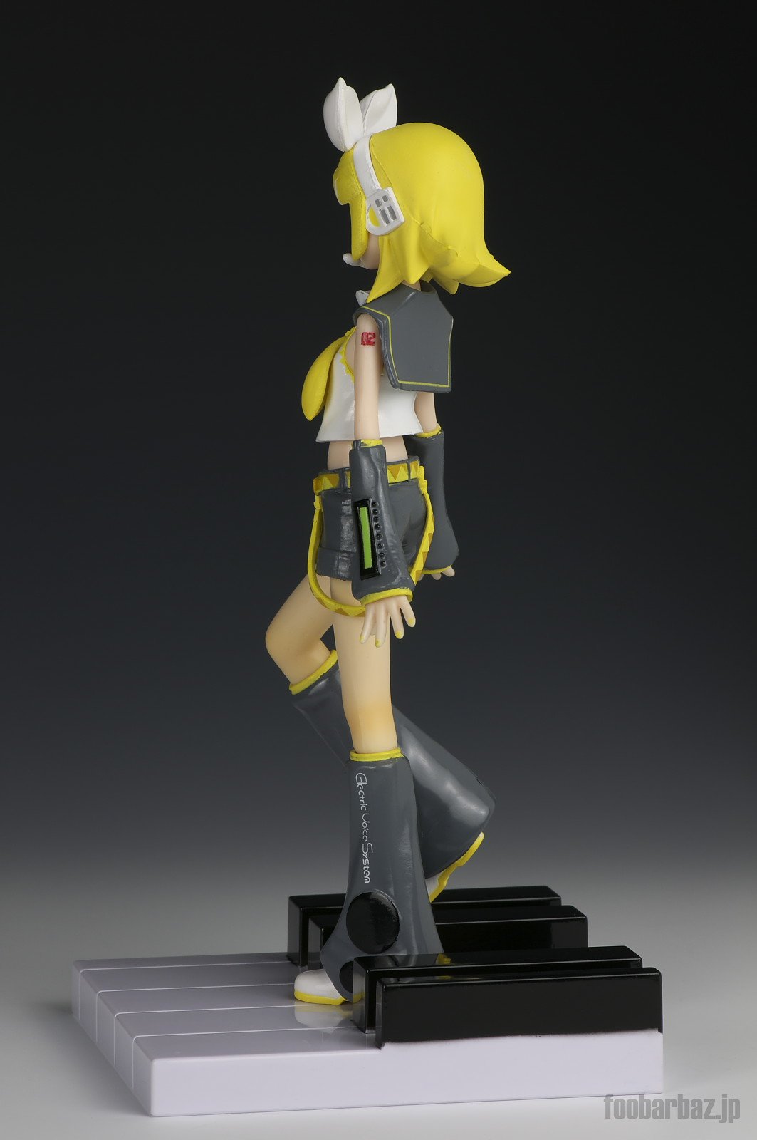 Amazon.co.jp: セガ VOCALOID 初音ミク エクストラフィギュア 鏡音リン