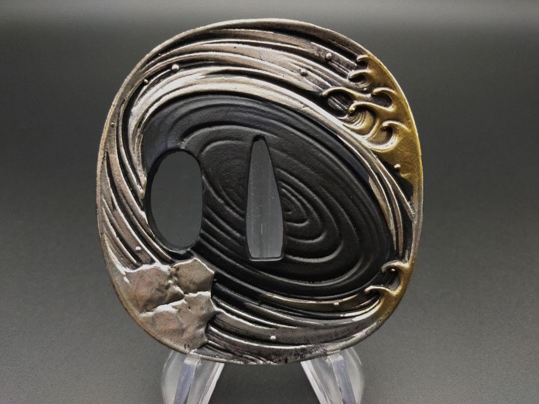 Amazon.co.jp: AFA30 刀鍔 渦の図 銅製 透かし 日本刀装具 刀の鍔 刀剣