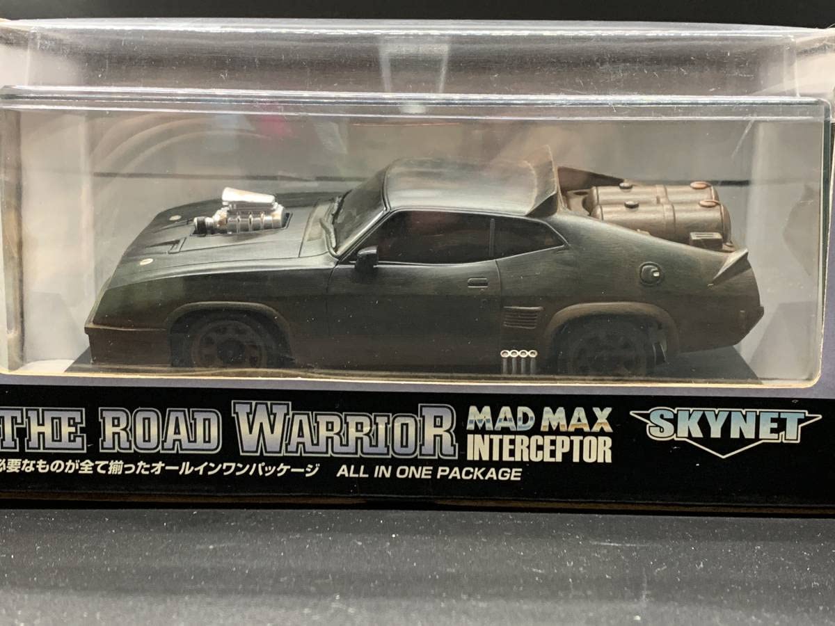 Amazon.co.jp: 絶版 超 京商 MINI-Z MAD MAX 汚し塗装ボディ