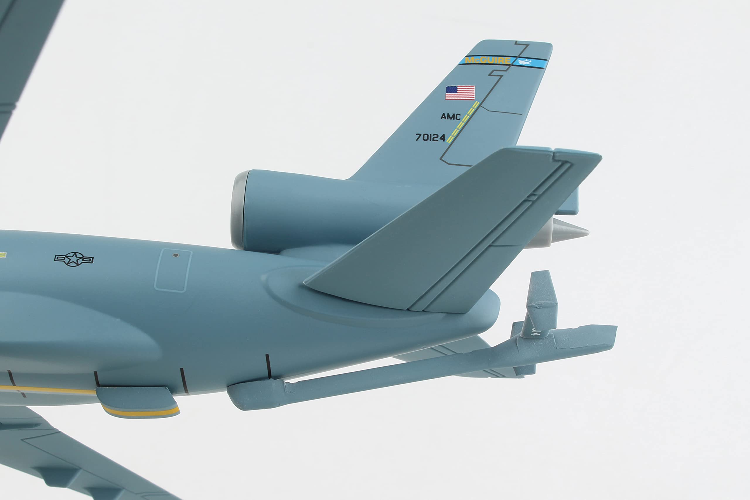 Amazon | SKY MARKS 1/200 KC-10 アメリカ空軍 マグワイア空軍基地 新