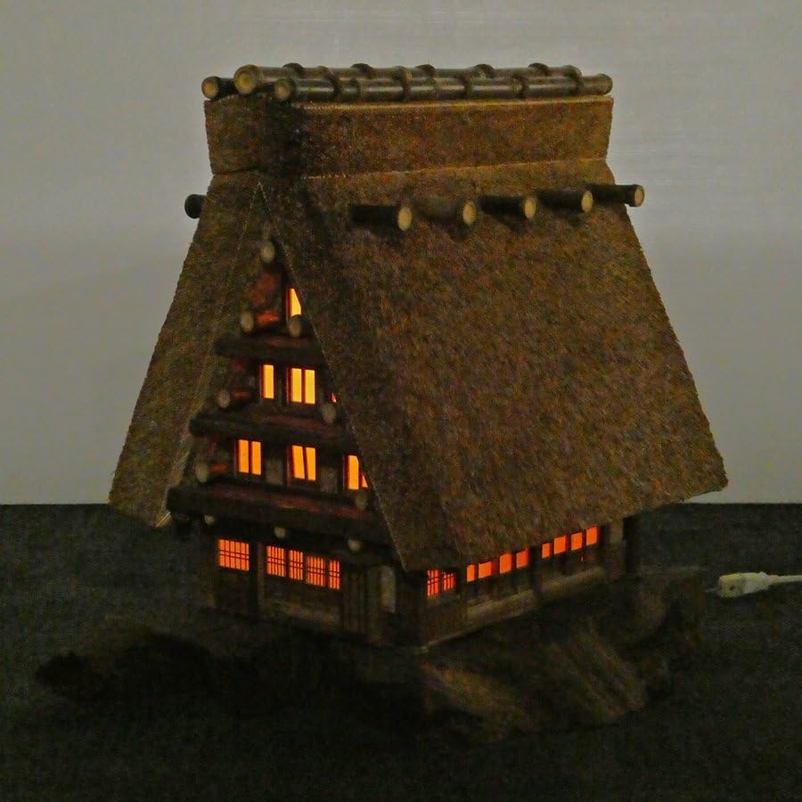 Amazon.co.jp: 大型木製茅葺屋根古民家照明付きオブジェ高さ約65cm置物
