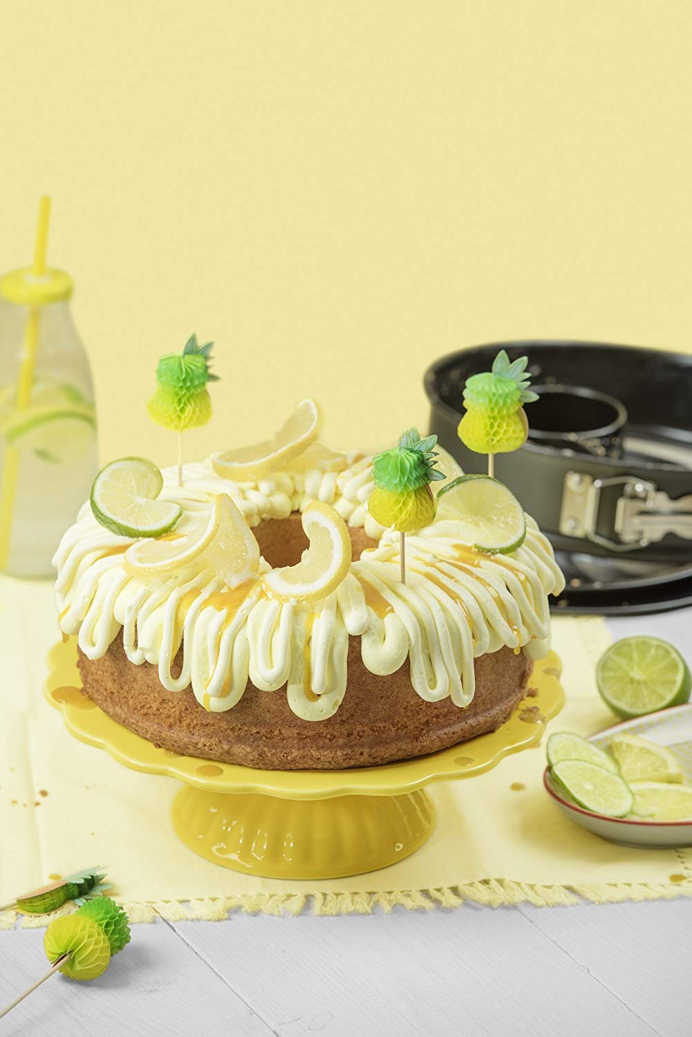 Amazon.co.jp: Kaiser バネ式ケーキ型 クラシック 11.02インチ 底取れ