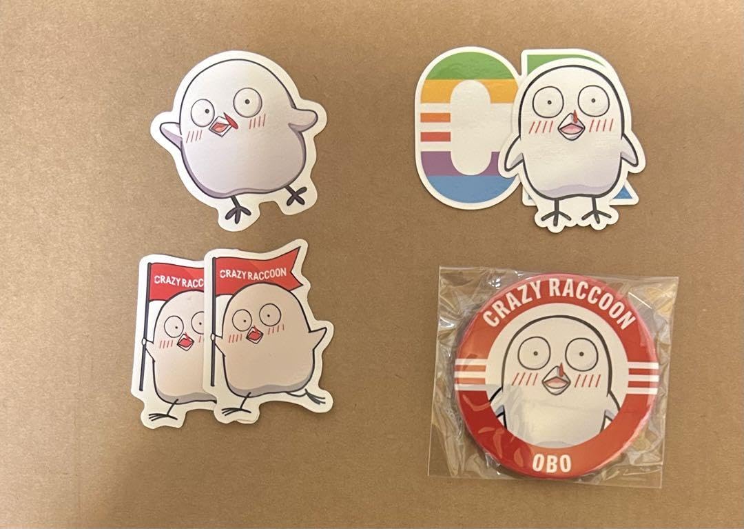 Amazon.co.jp: Crazy Raccoon おぼ CRストア 缶バッジ ステッカー CR