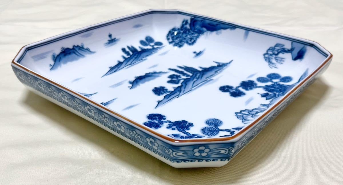 Amazon.co.jp: 前畑陶器 庫山窯 染付山水絵 角大皿 盛皿 直径26センチ