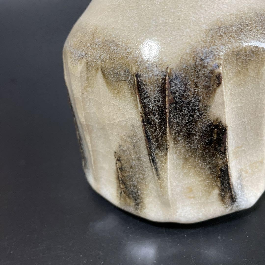 美濃焼 花瓶 安藤百利行作 Amazon.co.jp: 美濃焼 花瓶 安藤百利行作