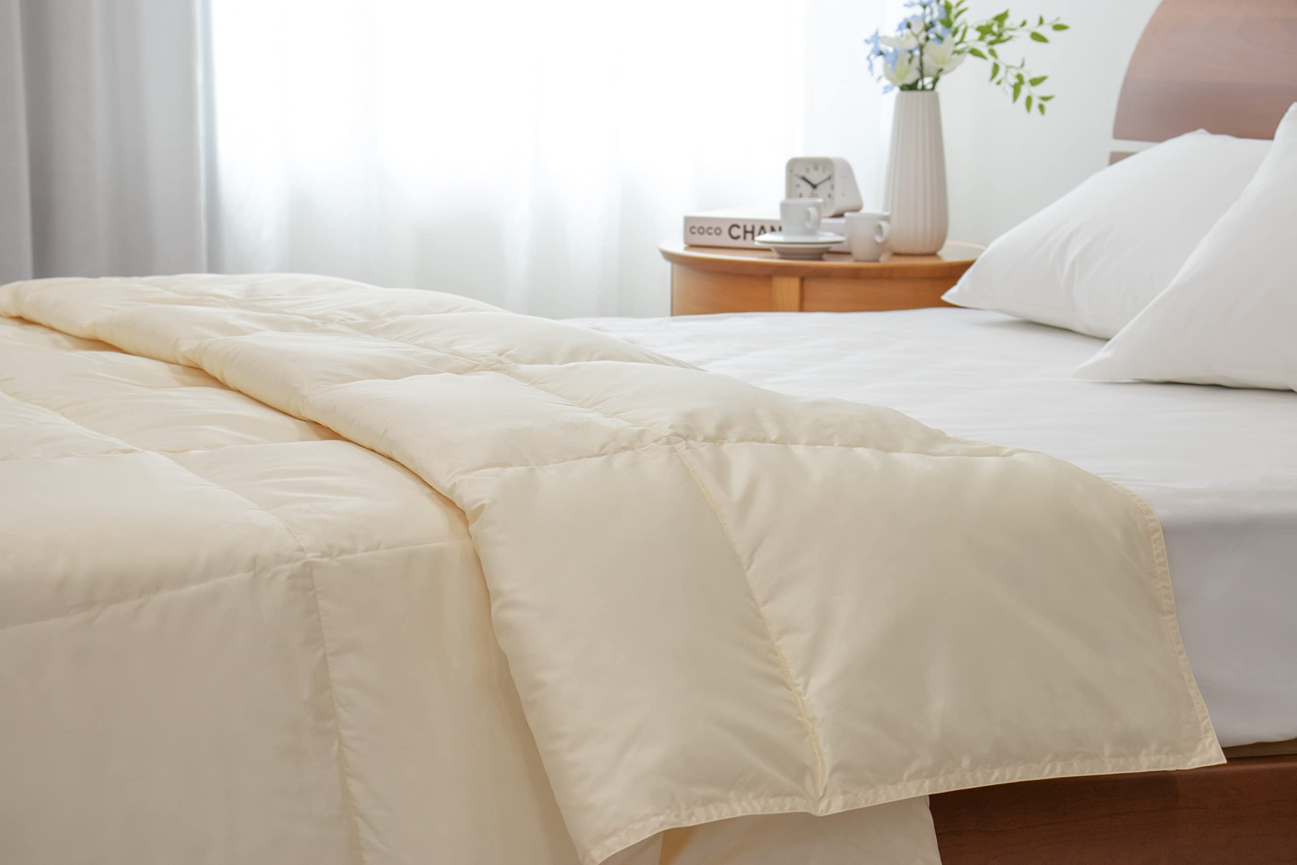 Burberrys 羽毛掛け布団 ダウンケット 150x200cm バーバリー羽毛肌