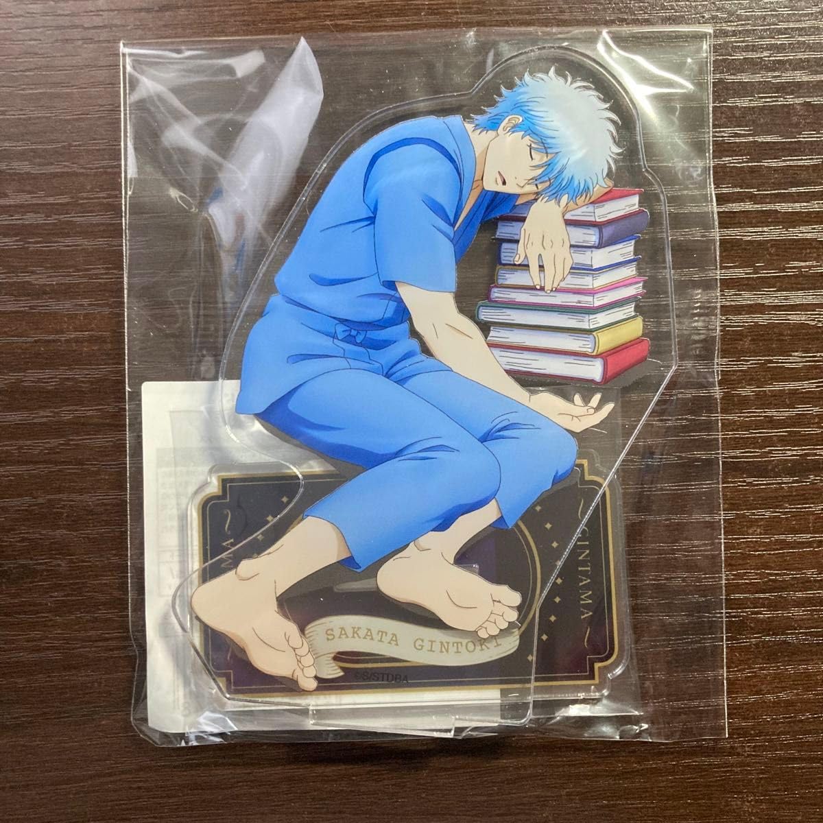 Amazon.co.jp: 銀魂 坂田銀時 アクリルスタンド 就寝前読書ver 書店