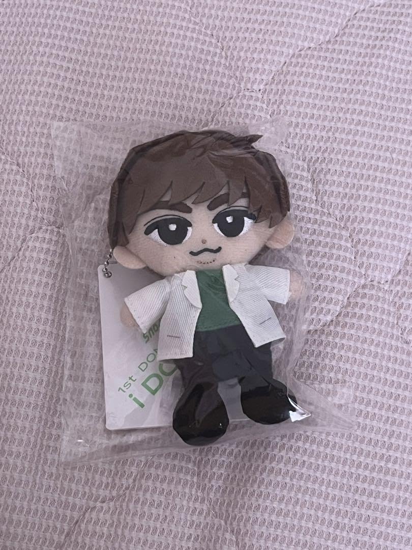 Amazon.co.jp: SnowMan すのチル 阿部亮平 ぬいぐるみ R : おもちゃ