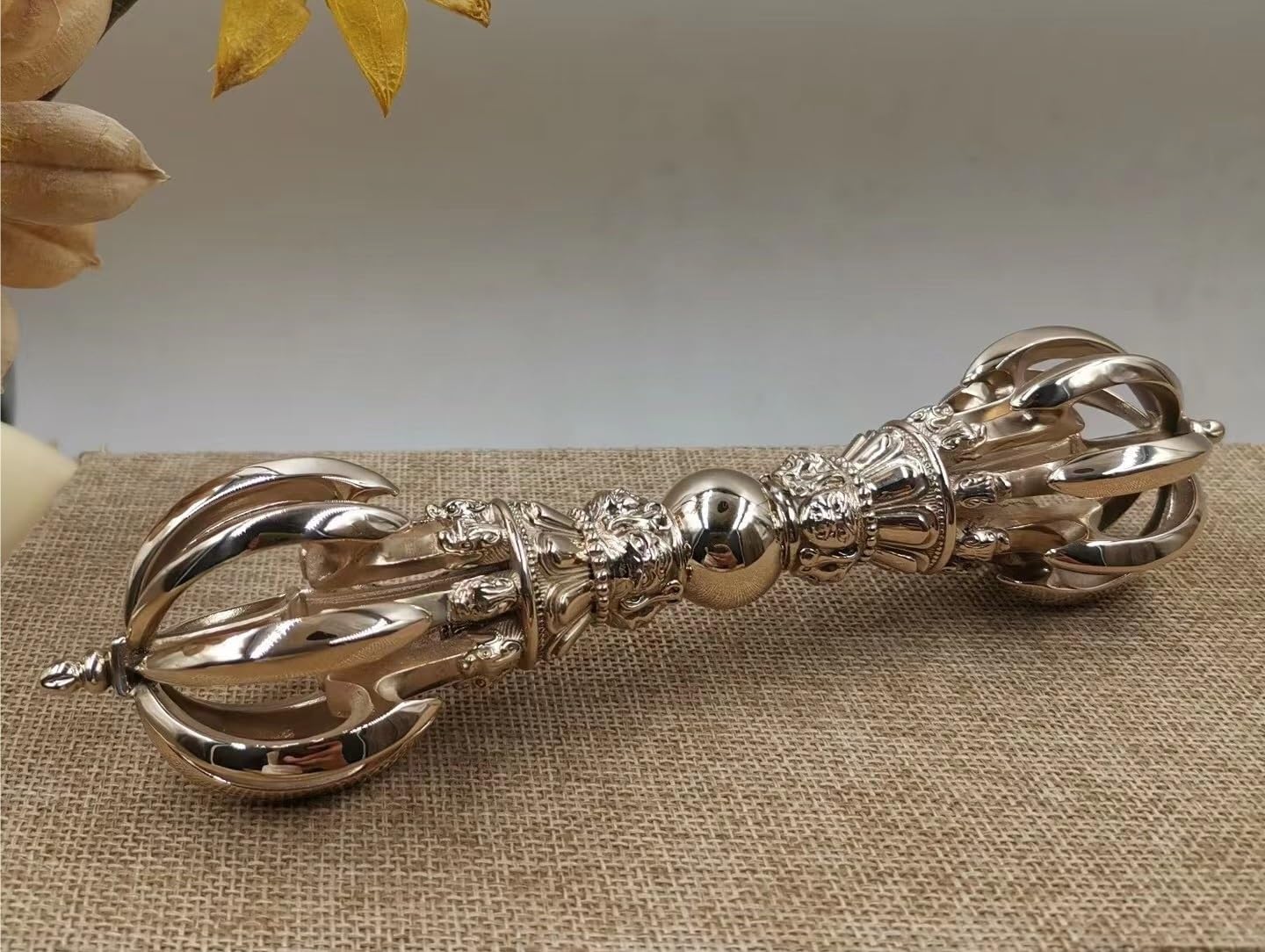 Amazon｜密教法具 金剛杵 九鈷杵 真鍮製 五鈷杵 大 バジュラ ドルジェ