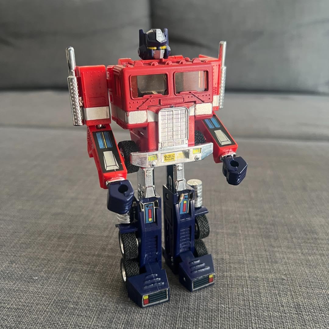 Amazon.co.jp: バトルコンボイ ダイアクロン カーロボット 移動基地 旧