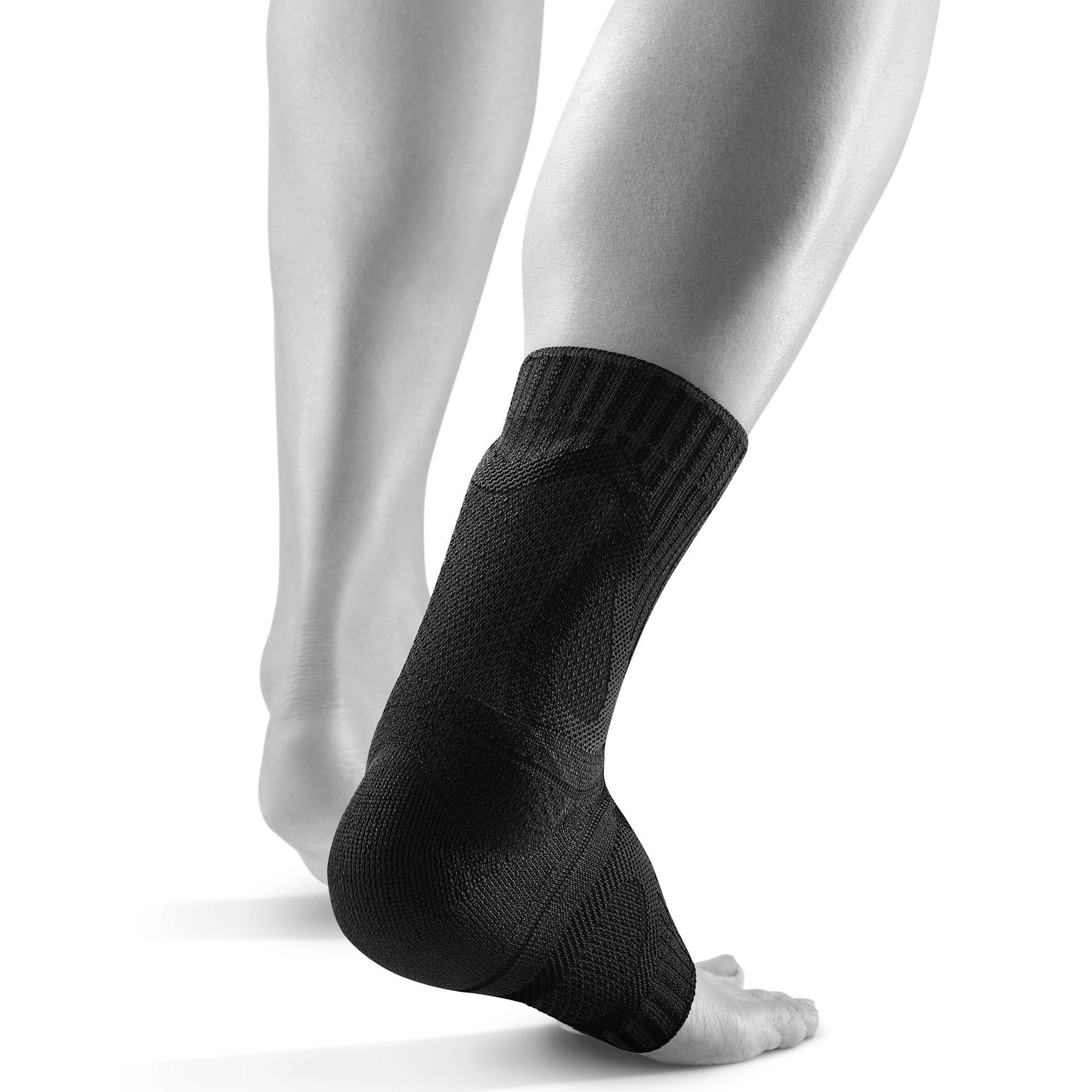 Amazon.com: Bauerfeind Sports Achilles Support - Relieves the